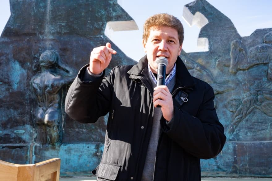 Debate presidencial: "Que lamentable Javier Milei lo suyo, admirar a Margaret Thatcher"