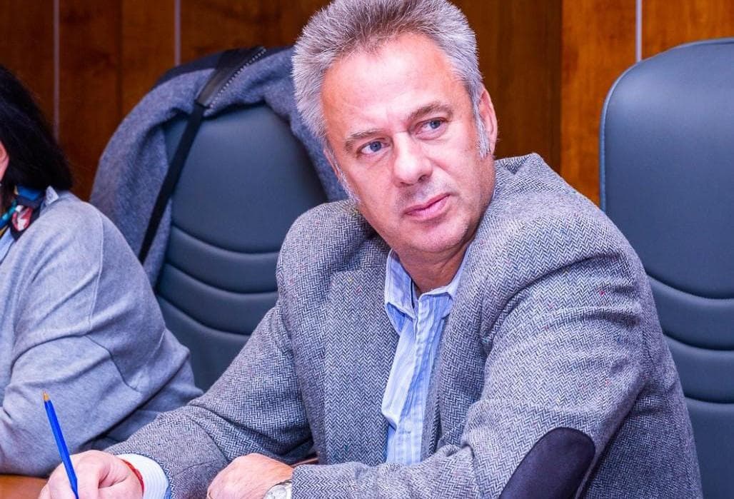 Lechman dijo que “si fuese docente, estaría protestando por mi sueldo”