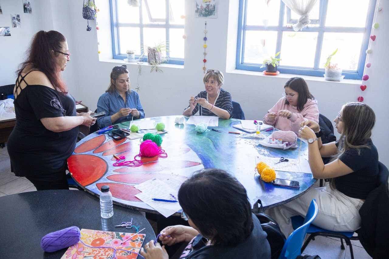 Más de 1000 vecinos y vecinas participan de los Talleres Culturales de Verano