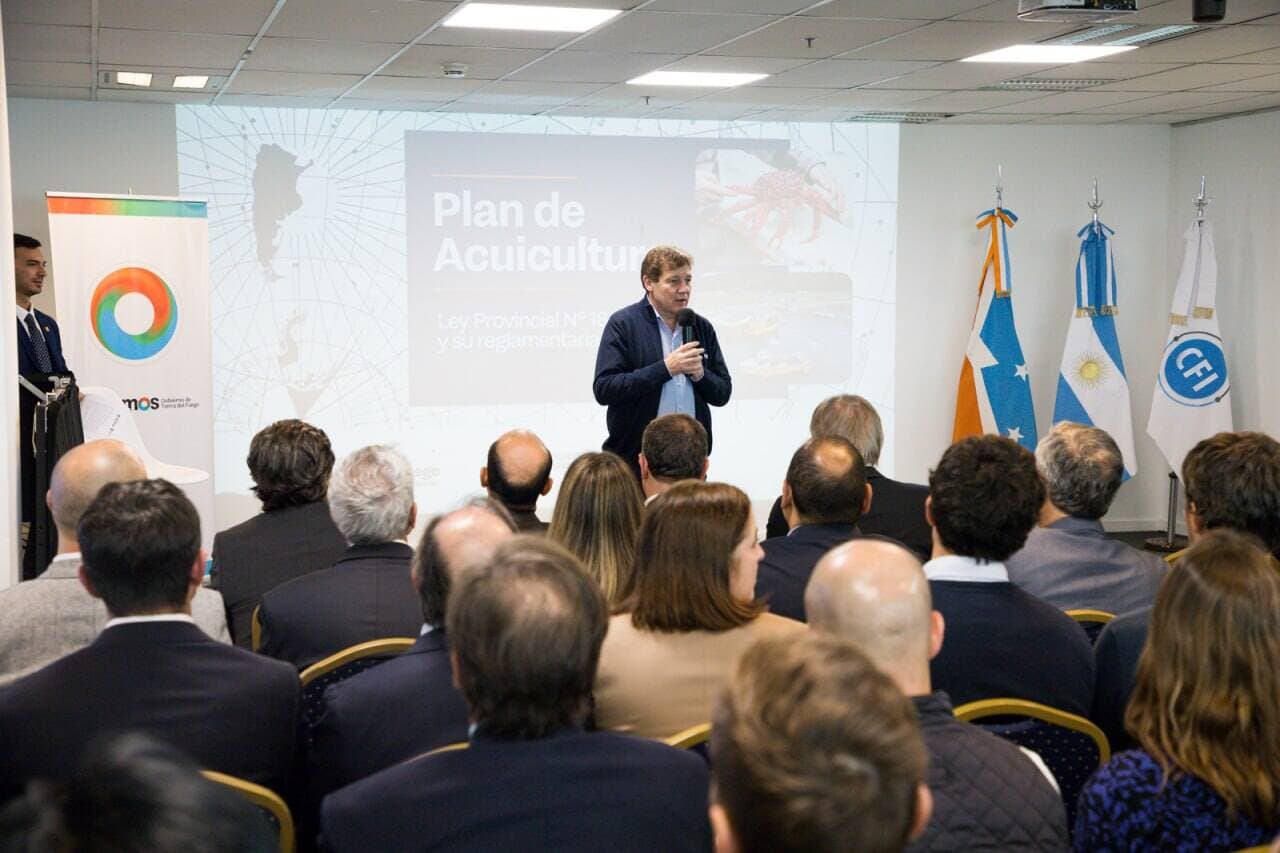 Tierra del Fuego AeIAS presentó su nuevo plan estratégico para el desarrollo acuícola
