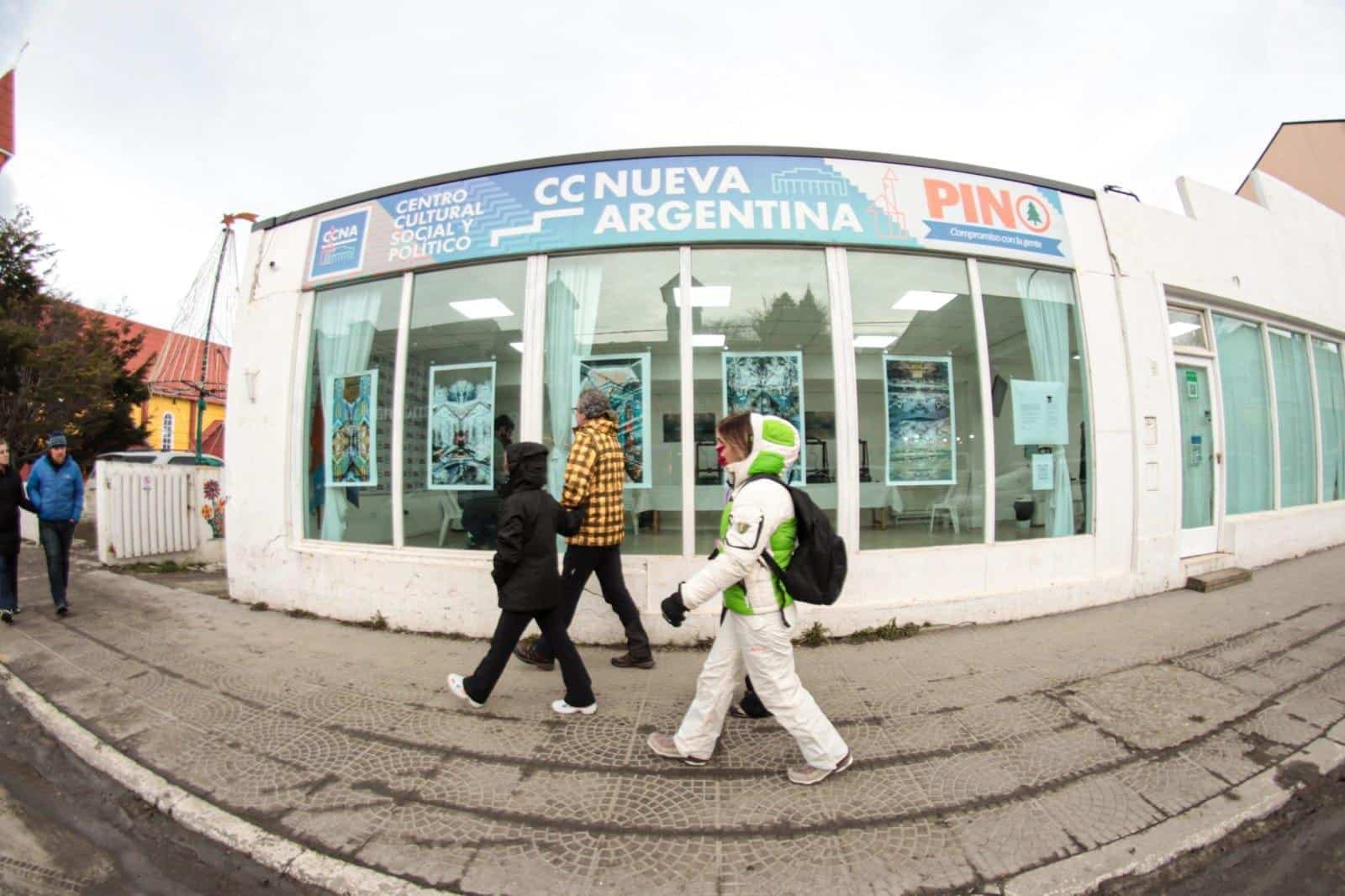 “Mírame a los ojos, Ushuaia sin frontera”