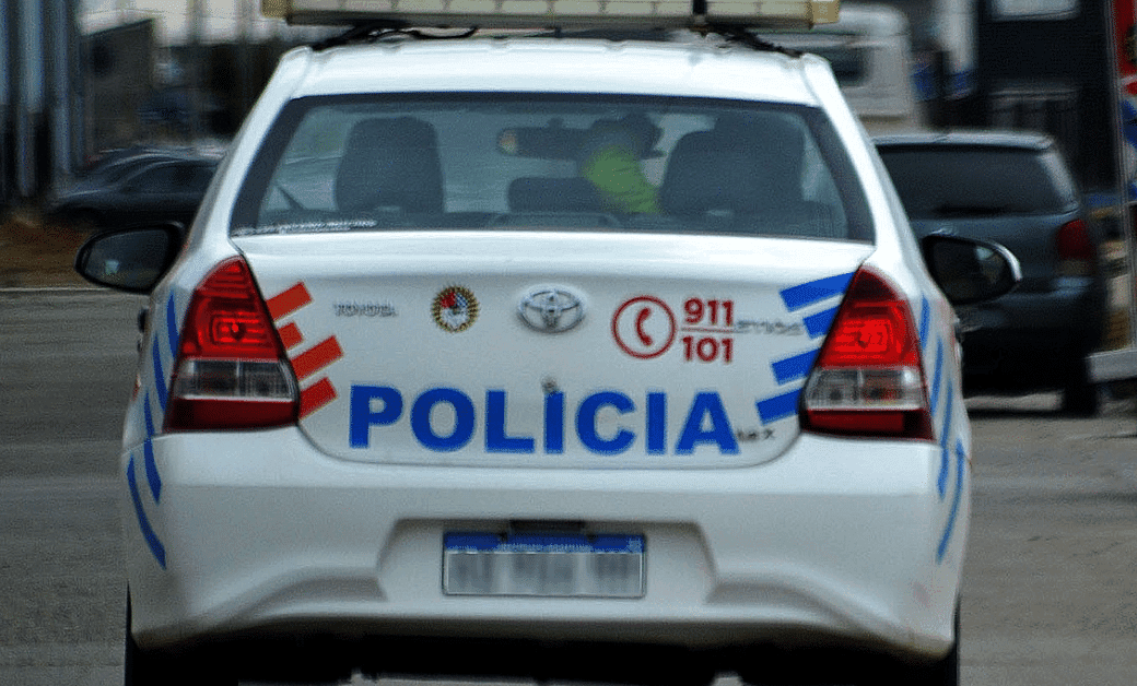 Detuvieron a un hombre por violar una restricción de acercamiento