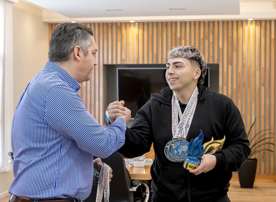 El Intendente recibió a Thiago Martínez