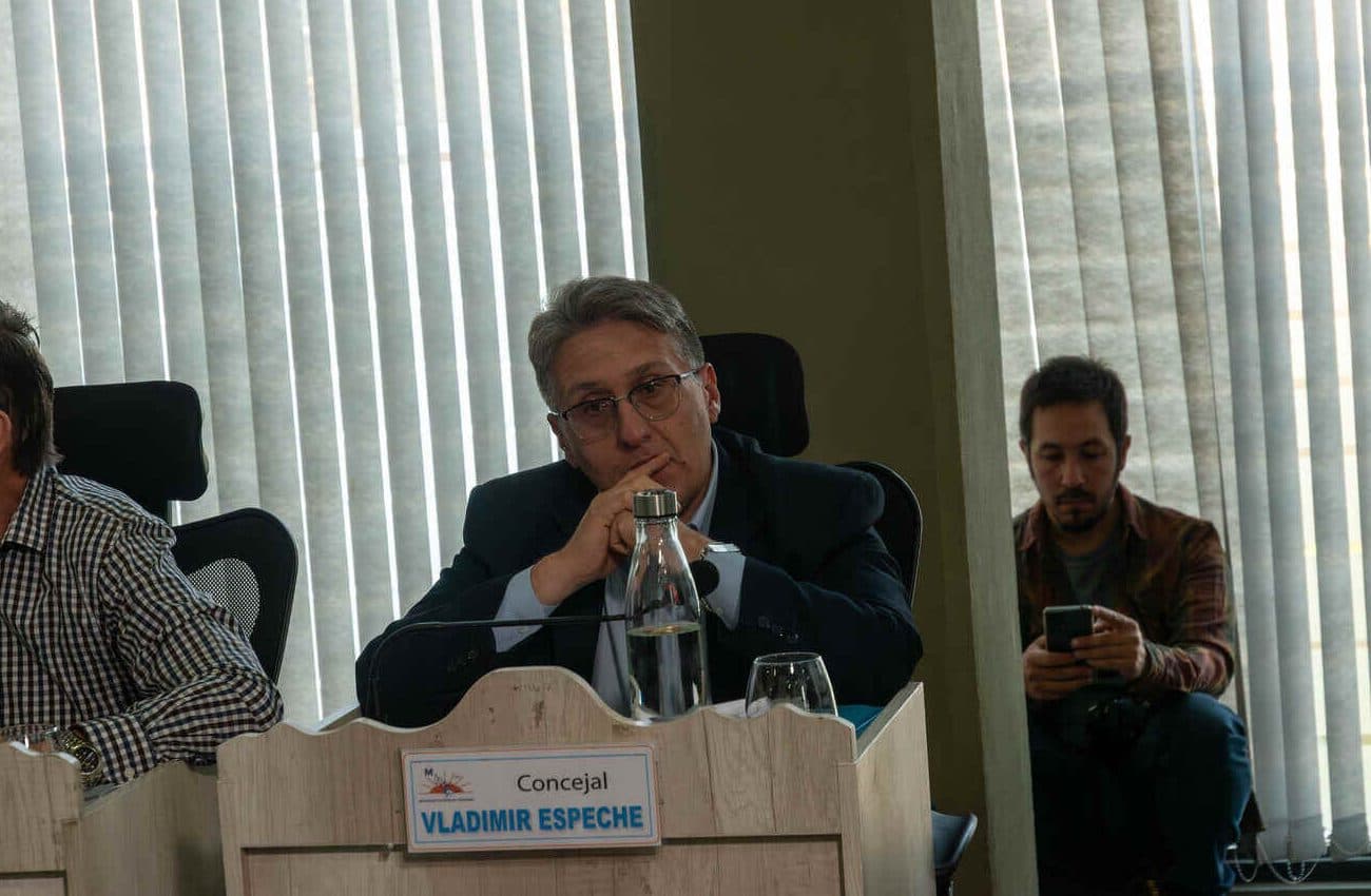 Espeche propone articular Estado y sector privado para avanzar en el acceso a la vivienda