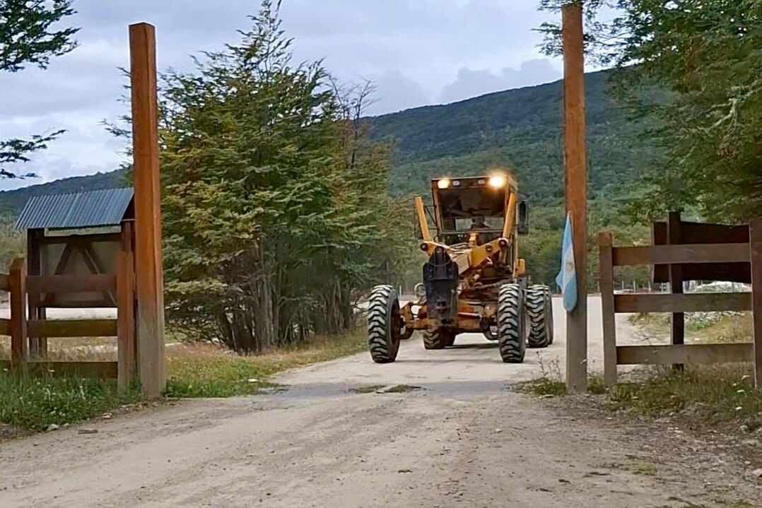 Vialidad Provincial realiza trabajos de conservación en Rutas de Tierra Del Fuego