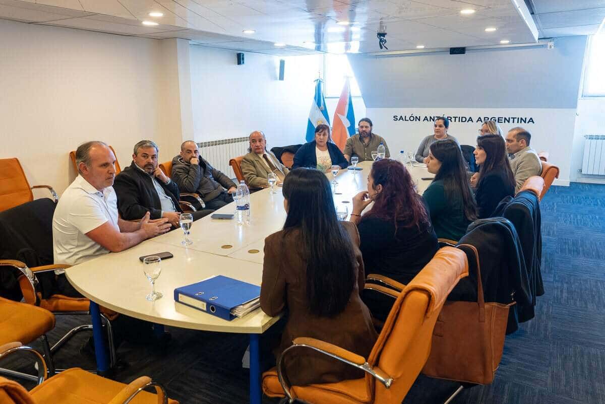 OSEF y autoridades de Tolhuin avanzan en un acuerdo para regularizar la deuda y proyectan nueva sede