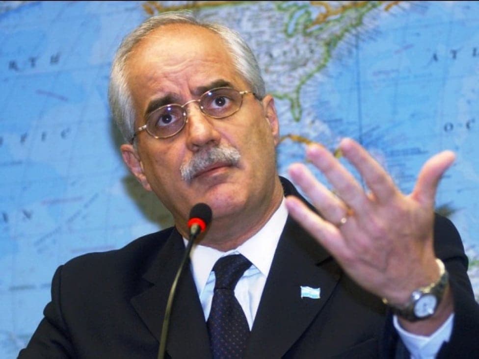 Taiana: “Milei quiere que ser el alumno distinguido de Trump y aplaudir todas sus barrabasadas”